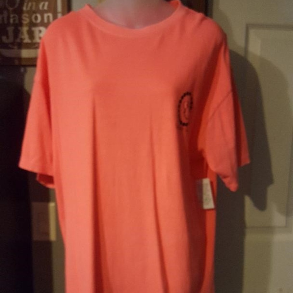 short sleeve tshirt